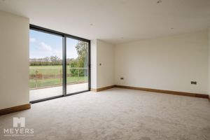 Dining Room- click for photo gallery